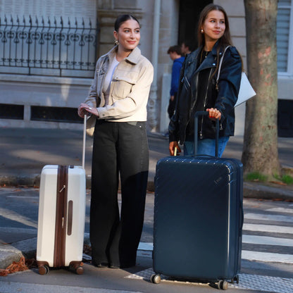 Louvre 2-Piece Polycarbonate Spinner Luggage Set